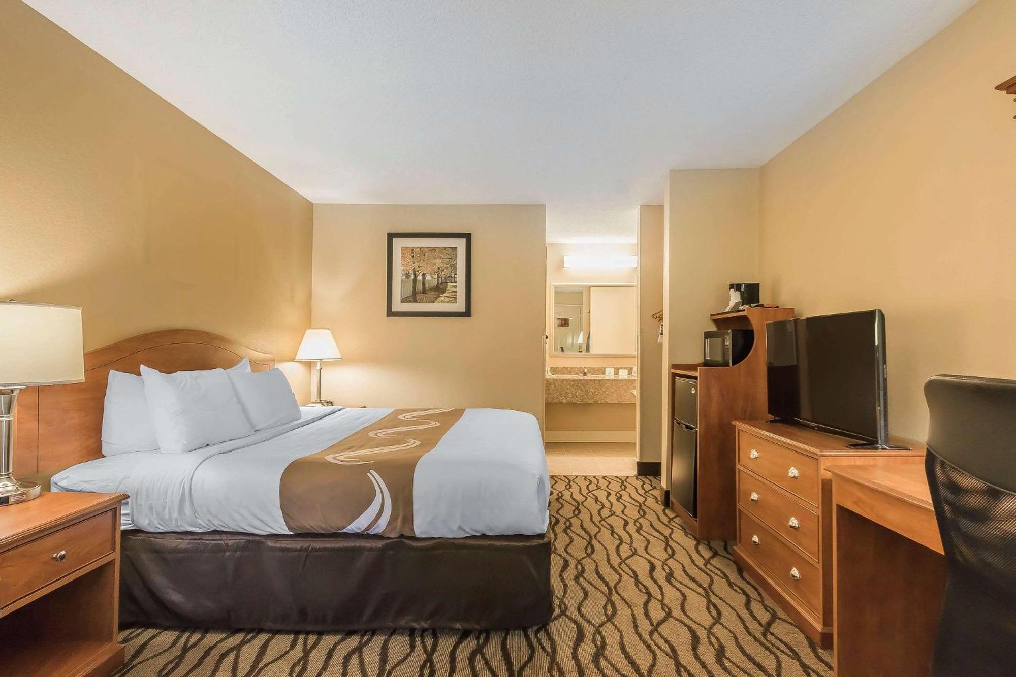 Quality Inn Charleston - Sikeston Buitenkant foto